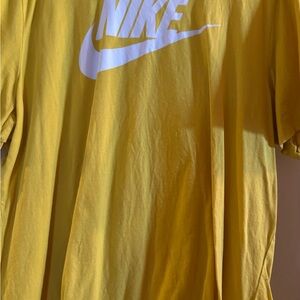 Nike Men's Bright Yellow Tee